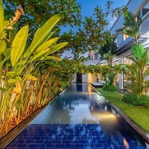  Villa Onyx