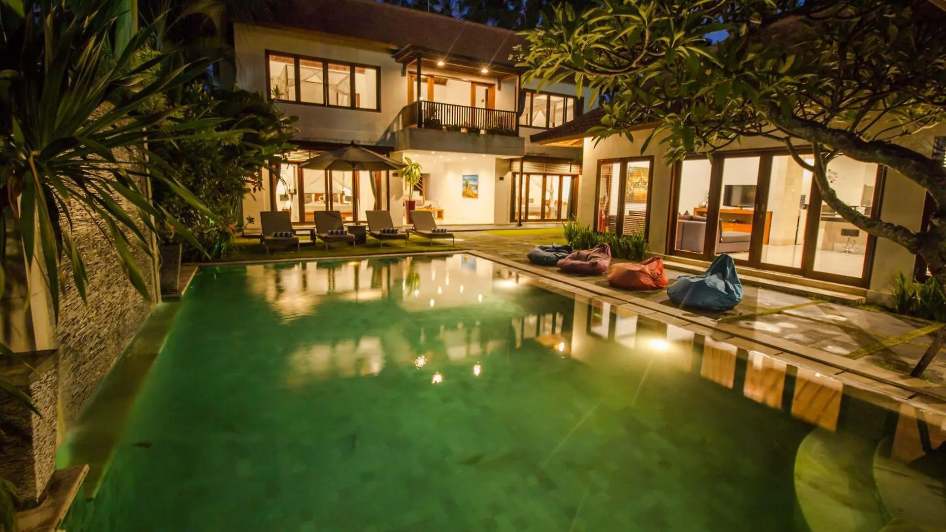 Amore Villas Canggu  0*, Canggu (Bali)