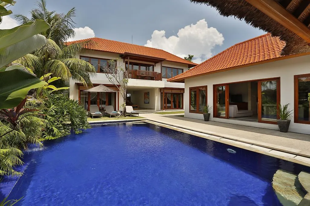Amore Villas Canggu  Canggu (Bali)
